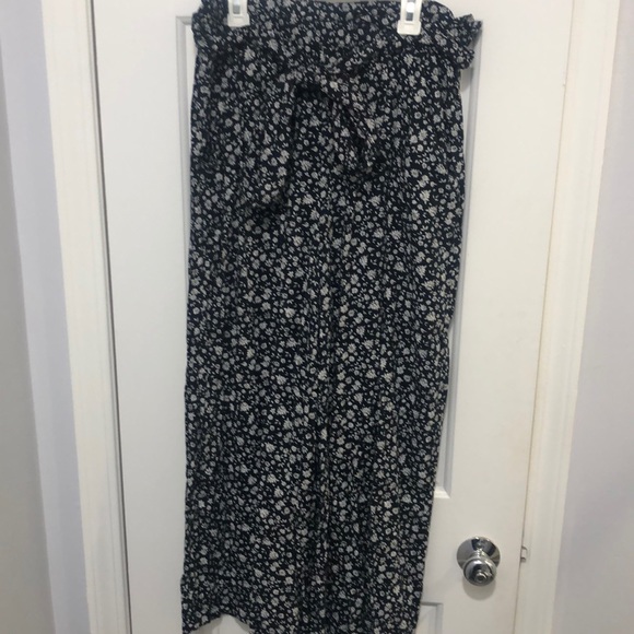 American eagle flare pants - Picture 2 of 2